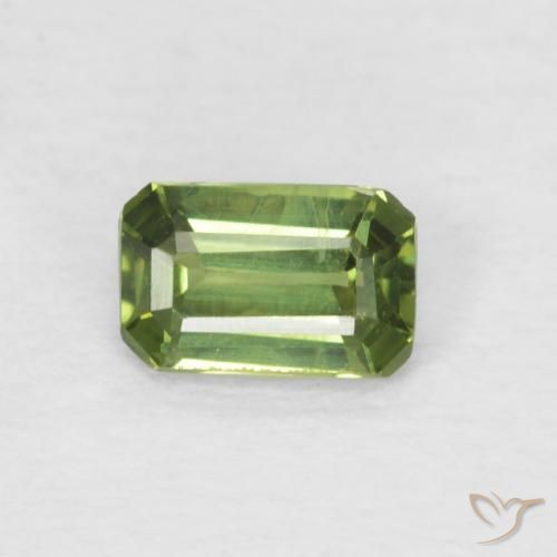 0.41ct Natural Verde Floresta Claro Safira, Corte Esmeralda, VS