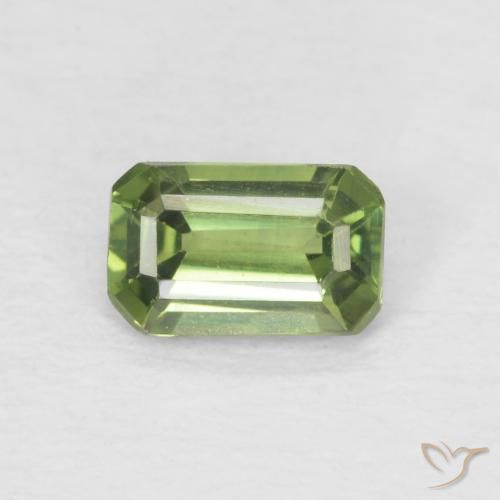 0.42ct Natural verde quente Safira, Corte Esmeralda, VS