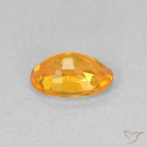 Safira Laranja Profundo-Ouro Natural 0.66ct, oval, VVS-VS