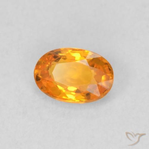 Safira Laranja Médio Natural 0.55ct, oval, VVS-VS