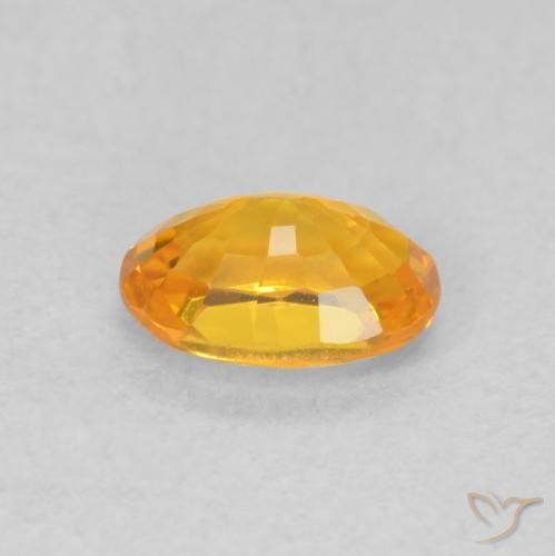 Safira Laranja brilhante Natural 0.70ct, oval, VVS-VS