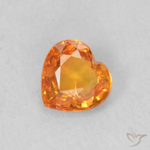 0.42ct Natural Laranja brilhante Safira, Coração, VS