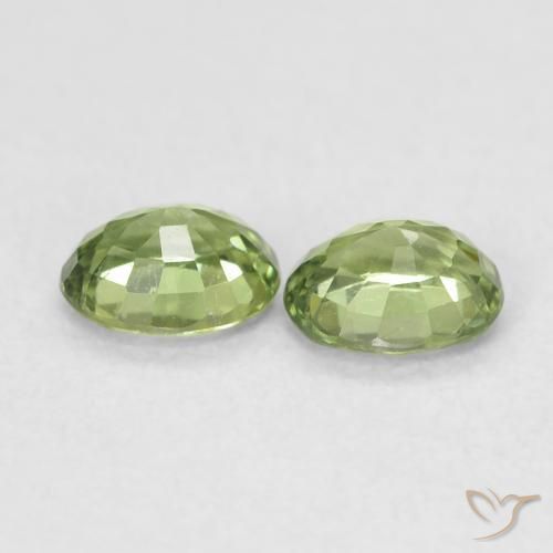 Pedras preciosas de Safira verde quente natural de 0.83 ct, oval, VVS-VS