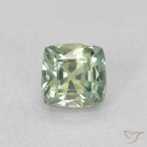 0.57ct Natural Medium Light-Green Safira, Almofada, VS