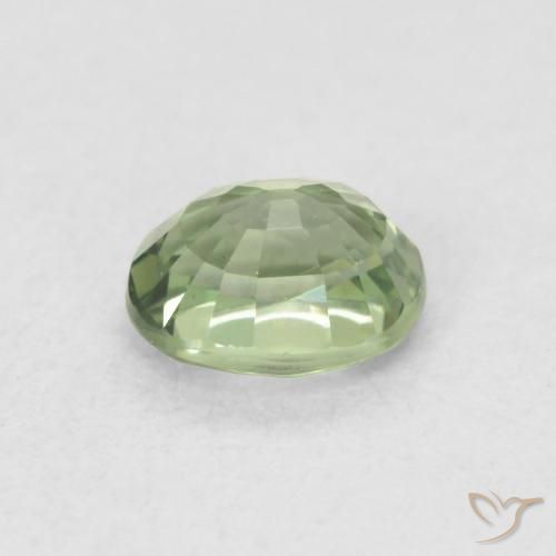 Safira Medium Light Green Natural 0.59ct, oval, VVS-VS