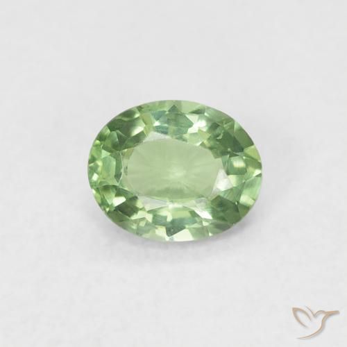 0.40ct Natural Luz verde Safira, oval, VVS-VS