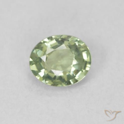 0.46ct Natural Verde pálido Safira, oval, VVS