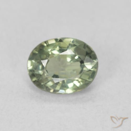 0.50ct Natural Luz verde Safira, oval, VVS