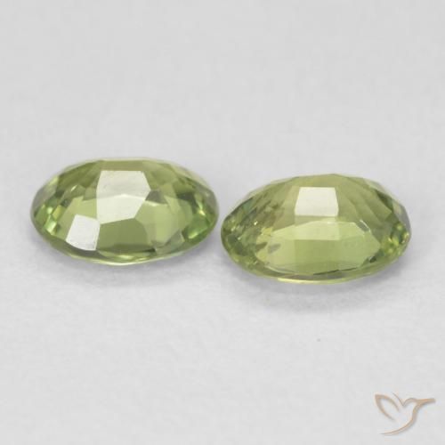 Pedras preciosas de Safira Verde Floresta Claro natural de 0.87 ct, oval, VS