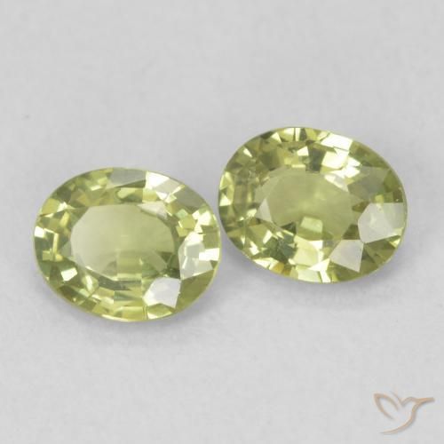 Pedras preciosas de Safira Verde Floresta Quente natural de 0.82 ct, oval, VVS-VS