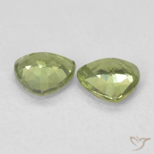 Pedras preciosas de Safira Terra Verde natural de 0.68 ct, Trilhão, VS