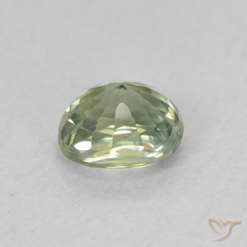 Safira Luz verde Natural 0.60ct, oval, VVS-VS