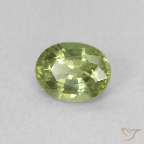 0.47ct Natural Verde amarelado Safira, oval, VVS-VS
