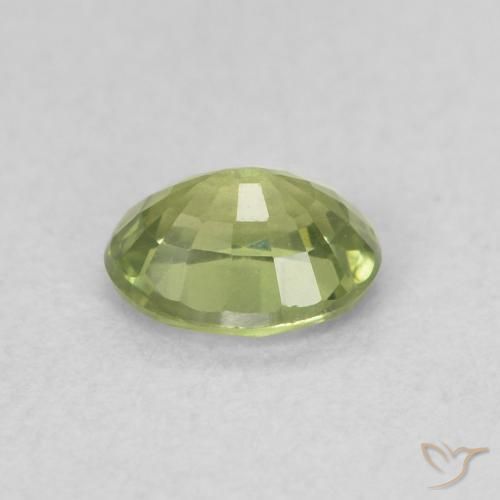 Safira Verde amarelado Natural 0.47ct, oval, VVS-VS