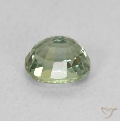 Safira Verde Floresta Claro Natural 0.73ct, oval, VVS-VS