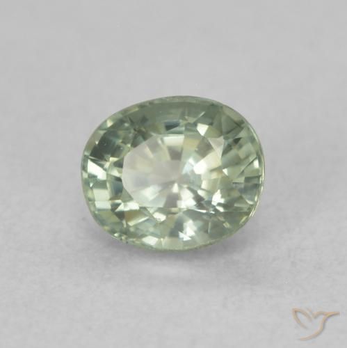 Safira Verde médio Natural 0.68ct, oval, VVS-VS
