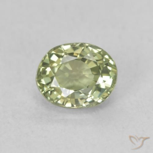 0.57ct Natural Medium Dark-Green Safira, oval, VVS