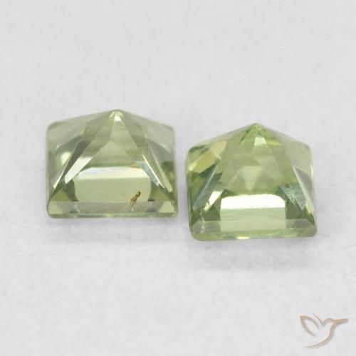 Pedras preciosas de Safira verde quente natural de 0.45 ct, Quadrado, VS