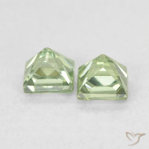 Pedras preciosas de Safira Verde Floresta Claro natural de 0.49 ct, Quadrado, VS