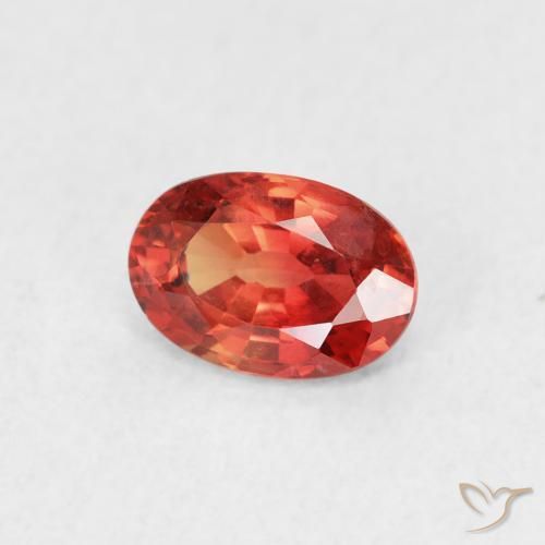 Safira vermelho médio Natural 0.68ct, oval, VVS-VS