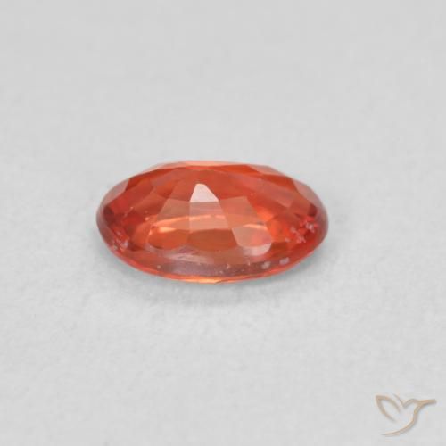 Safira vermelho médio Natural 0.58ct, oval, VVS-VS