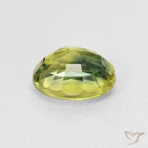 Safira Medium Light Green Natural 2.00ct, oval, VVS-VS