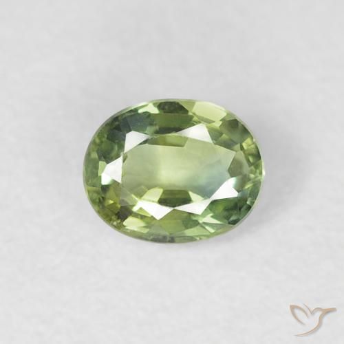 0.30ct Natural verde quente Safira, oval, VVS
