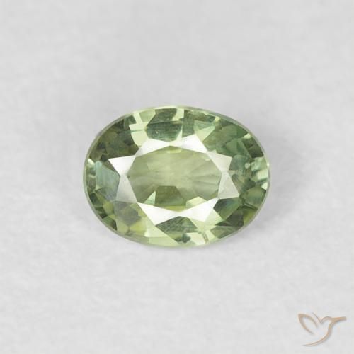 0.27ct Natural Verde amarelado Safira, oval, VVS-VS