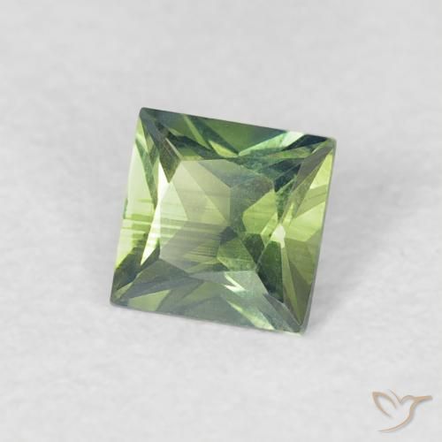 Safira Verde amarelado Natural 0.35ct, Quadrado, VVS-VS