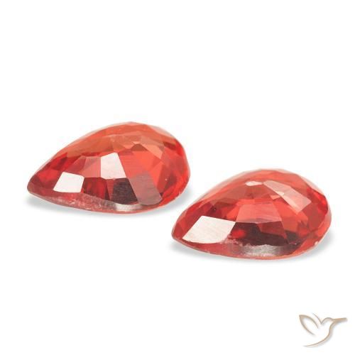 Pedras preciosas de Safira Vermelho Carmesim Brilhante natural de 0.81 ct, Formato de pêra, VVS-VS