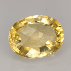 Escapolita amarelo natural 5,95ct, corte oval, VS