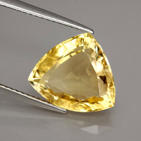 Escapolita amarelo natural 4,85ct, trillion, VVS-VS