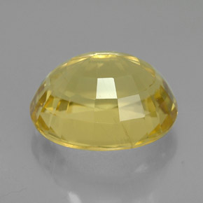 Escapolita amarelo natural 4,81ct, corte oval, VS