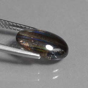 Escapolita multicolorido natural 2,59ct, corte oval, transparente