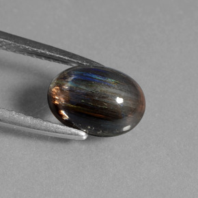 Escapolita multicolorido natural 2,17ct, corte oval, transparente