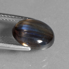 Escapolita multicolorido natural 2,66ct, corte oval, transparente
