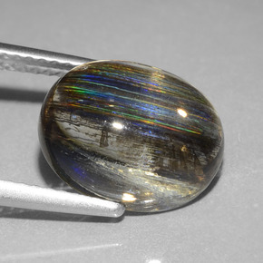 Escapolita multicolorido natural 4,98ct, corte oval, transparente