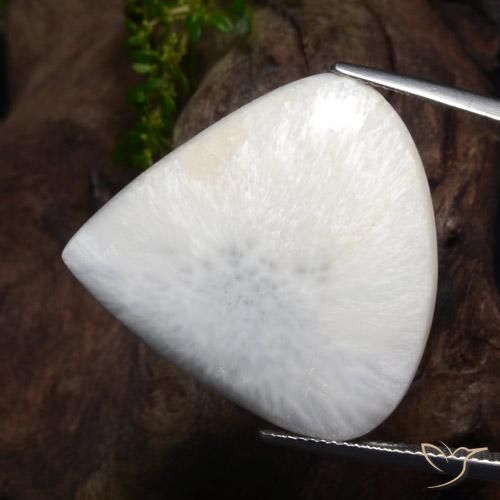 Escolecita Off white Natural 21.93ct, Formato de pêra, Opaco