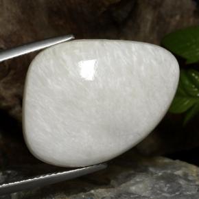 Escolecita branco acinzentado claro natural 15,83ct, forma extravagante, opaco