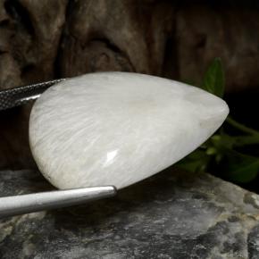 Escolecita branco natural 21,19ct, formato de pêra, opaco
