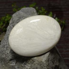 Escolecita branco quente Natural 31.41ct, Corte Oval, Opaco