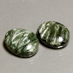 Pedras preciosas de serafinita verde natural de  ct, corte oval, opaco