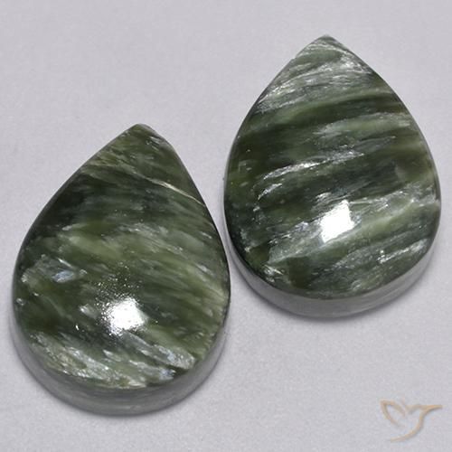 Pedras preciosas de serafinita verde natural de 16,79 ct, formato de pêra, opaco