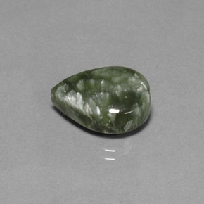 Serafinita verde natural 8,25ct, formato de pêra, opaco