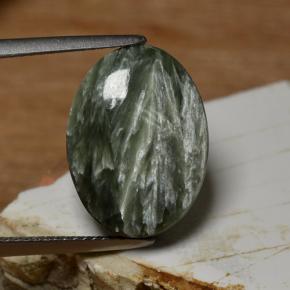 Serafinita verde natural 8,90ct, corte oval, opaco
