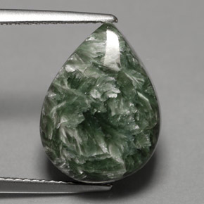 Serafinita verde natural 8,33ct, formato de pêra, opaco