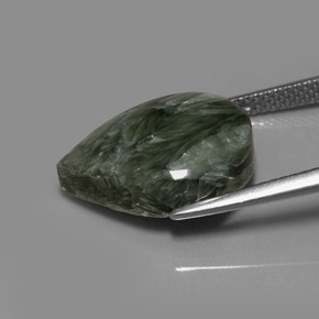 Serafinita verde natural 8,01ct, formato de pêra, opaco