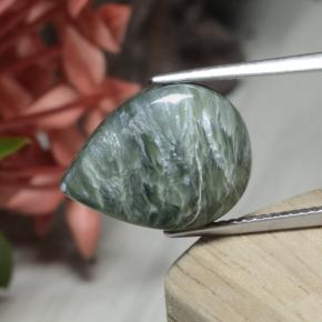Serafinita verde natural 7,56ct, formato de pêra, opaco