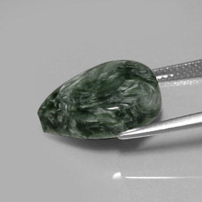 Serafinita verde natural 8,48ct, formato de pêra, opaco