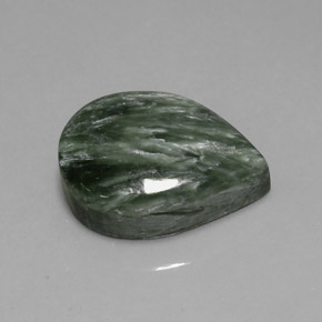 Serafinita verde natural 8,33ct, formato de pêra, opaco